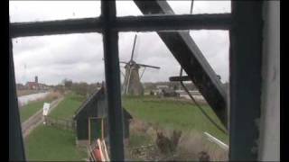 preview picture of video 'Molens Kinderdijk April 2010'