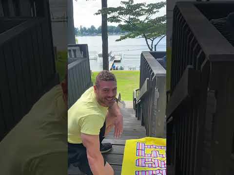 Pumpin Pecs On The Deck