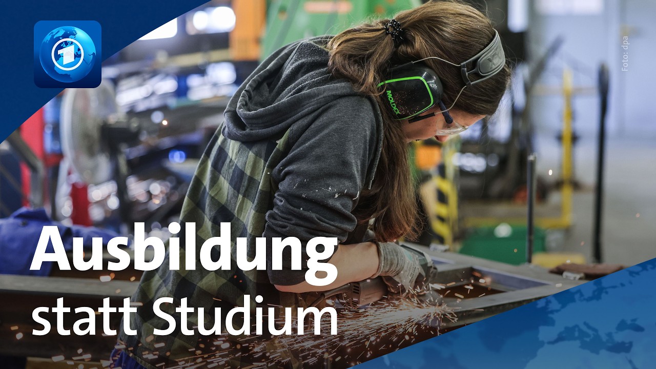 Ausbildung statt Uni: Junge Leute wollen lieber Azubi werden