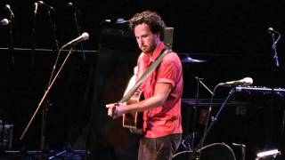 Mason Jennings - Butterfly and Living in the Moment (live)