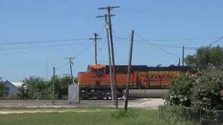 preview picture of video 'BNSF 6939. The Ghost of the M5???'