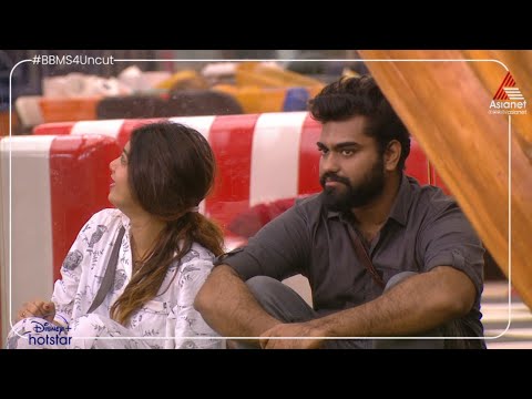 #BBMSmallTalks "ബ്ലസ്സ്ലി വില്ലൻ ഞങ്ങൾ നായകനും നായികയും" -റോബിനോട് ദിൽഷ