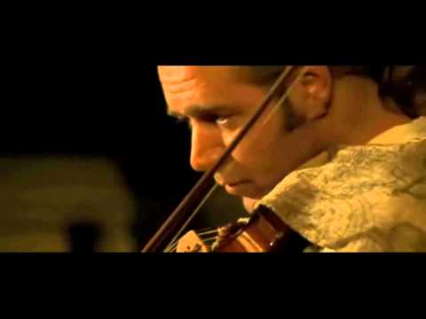 Russell Crowe plays the violin in Master and Commander | Article | The Strad