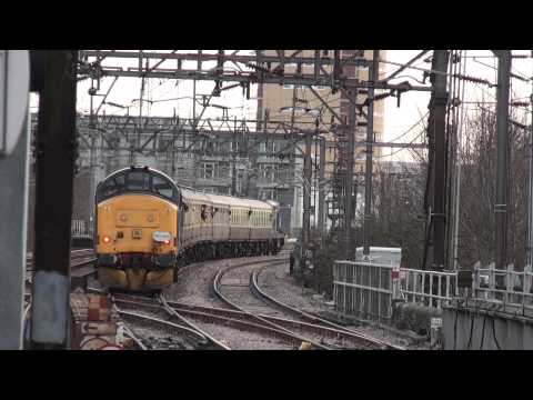 Nose first DRS 20312 makes a racket past Hackney Downs - Buffer Puffer 10.0