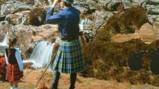 Andy Stewart ::: I Love A Lassie - Roamin&#39; In The Gloamin - Keep Right On to the End