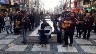 Grup Mektup-Çav Bella (Dinlenme Rekoru Kırdı)