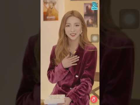 fx luna gets surprise from amber and vic