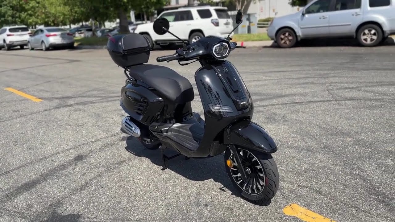 New 2024 Ascend Classic 150cc Scooter For Sale In Corona, CA