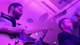 Video thumbnail for Honky tonk licks and back-up in A by Zane Banks