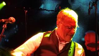 Steve Harley &amp; Cockney Rebel - &#39;Love&#39;s a Prima Donna&#39; live [clip] Chelsea - Under the Bridge, London