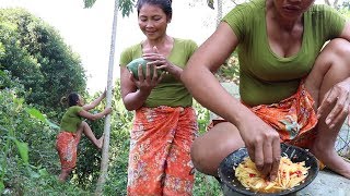 Find food &amp; Meet green papaya for eat - Green papaya eating delicious #30