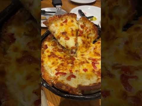 5 cheese pizza at Chili’s ❤️ #zingyzest