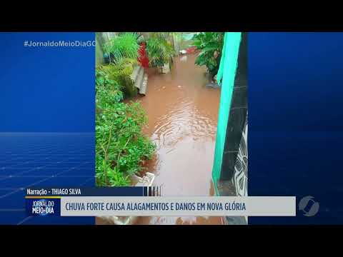 Chuva forte causa alagamentos e danos em Nova Glória