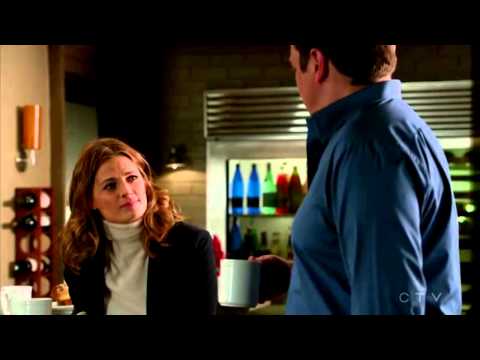 CASTLE - 7X14 Alexis kiss Beckett