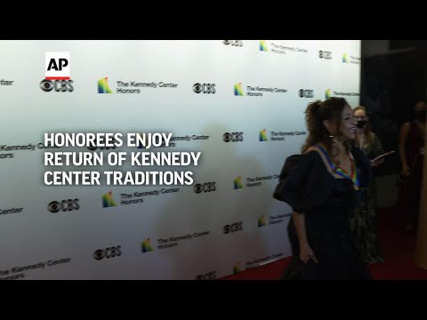 Honorees enjoy return of Kennedy Center traditions