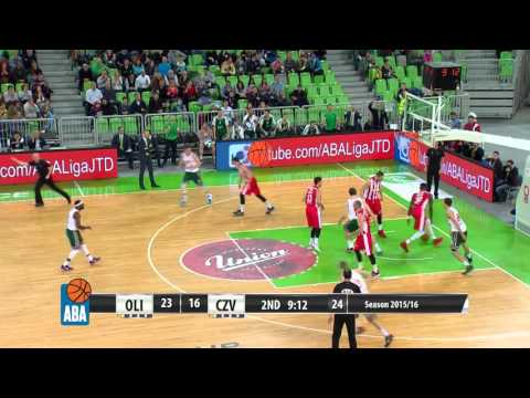 Huge dunk by Blaž Mahkovic!