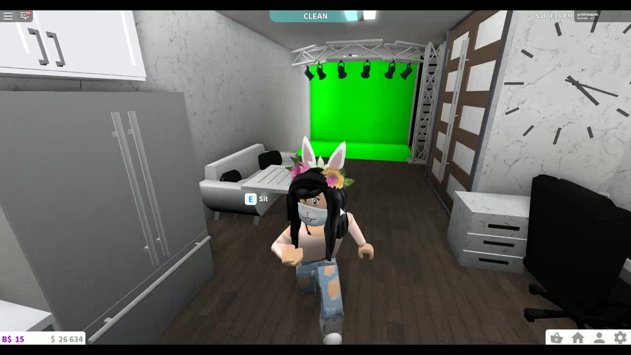 Bloxburg YouTube Studio ( with green screen )
