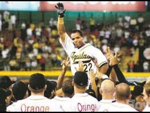 El doble de Luis Polonia en contra de el Licey en la final 2007 - recordando #licey #tigresdellicey