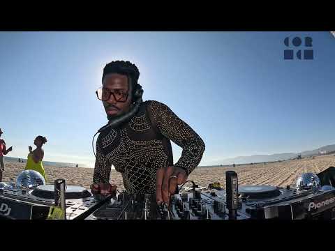 Cor.Ece – 20 Min Venice Beach DJ Set | Classic House Mix | Live from LA