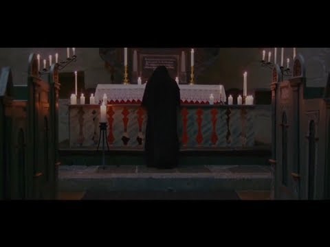 Videoclip de Devil Pray — Madonna