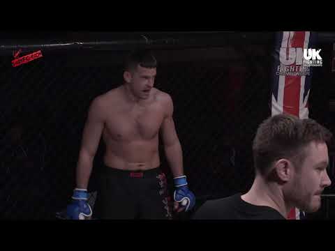 Tristan Smith vs Tomas Sinko - UKFC 18