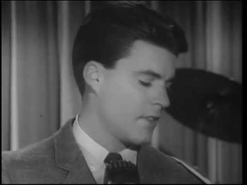 Fools Rush In　//   Ricky Nelson (1963)   /////// james burton playing guitar!!