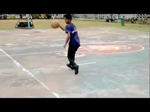 Zul Ikram Lays It Up To The Rim