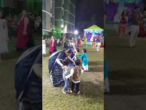 Hetvi And Kids Enjoying Navratri