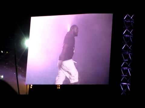 T-Pain Live International des Montgolfière 2012 - Turn all the lights on