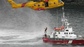 preview picture of video 'SAR training in Burin, CCGS W. Jackman'