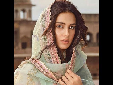 Gul panra and naghma pashto new song bale bale ze che khware zulfan pashto song HD (434)