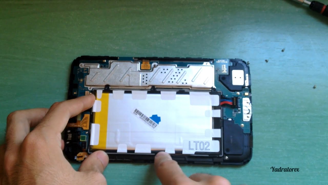Samsung Galaxy Tab 3 7.0 battery replace - disassembly part 1