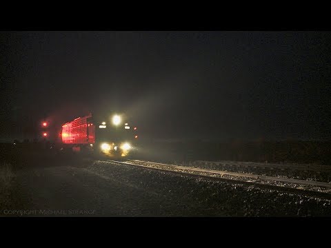 SSR Broad Gauge Rail Train At Night (13/12/2018) - PoathTV Australian Railways