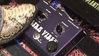 Video thumbnail for SWEET SOUND ULTRA VIBE guitar effects pedal demo by gearmanndude