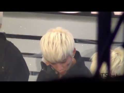 120221「 FanCam 」 B.A.P _ DeaHyun & JongJae ♚ at show champion