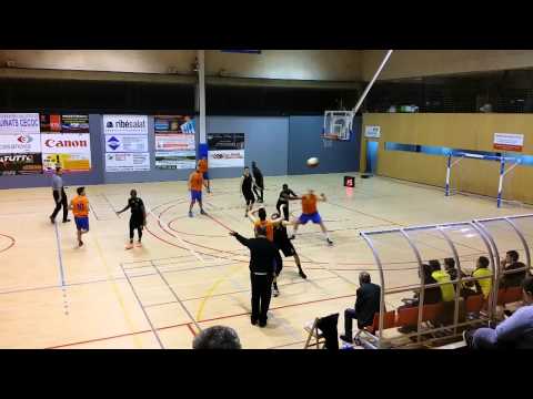 CB Lliçà d'Amunt 67 - 55 Centric CB Cellera (2015-01-17)