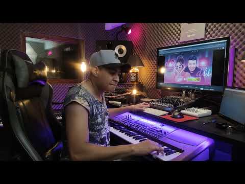 PEGANDO NA HORA - BRISA STAR e TRIO KASSANIKEO - DÓI