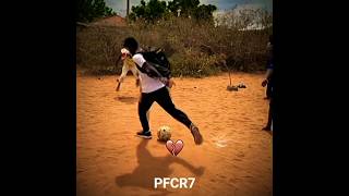 Street Football Magic: Broken Heart but Never Give Up 💔💪#football #streetfootball #soccer #skills