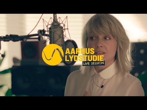 Who Killed Bambi + Signe Svendsen – live session