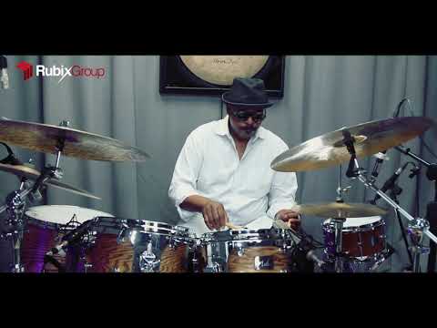 Harvey Mason chooses Canopus Drums of course!!