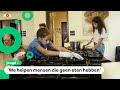 Kinderen in Beiroet helpen de slachtoffers van de explosie