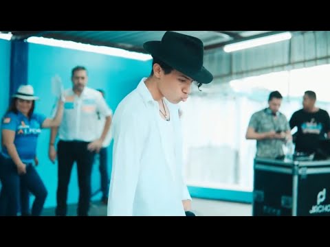 Sebastián Suárez el mejor imitador de Michael Jackson concierto en Quevedo #Rescataunavida