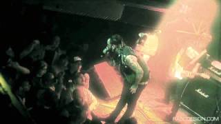 POUZZA FEST : THE SAINTE CATHERINES - I'd Rather Be Part Of The Dying Bungee Scene