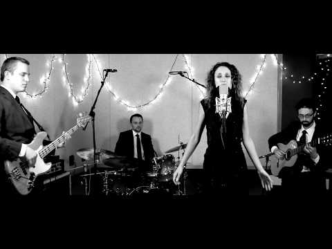 Baila Nova - Agua de Beber (Water to Drink) - Antonio Carlos Jobim