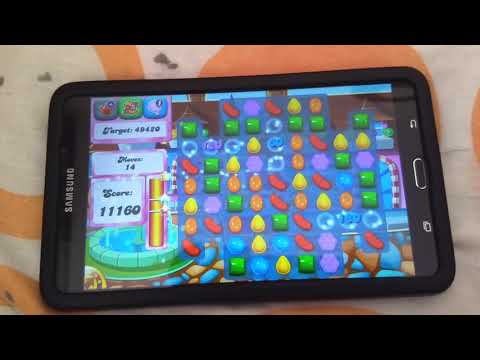 Candy Crush Saga - Yellow Wrapped & Stripped Bomb