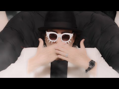 Videoclip de L'angelo ferito — Renato Zero