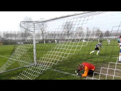 Corner doelpunt van Isa bij DOB D1 - Buitenboys D10 4-4