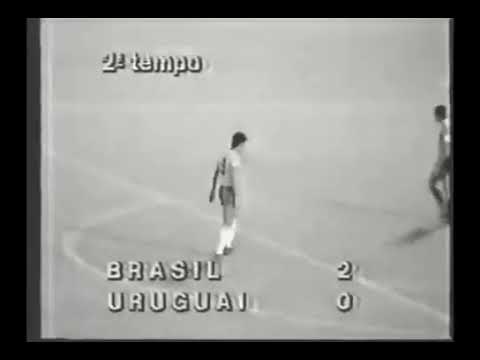 Careca Antônio (Brasil) - 02/05/1985 - Brasil 2x0 Uruguai - 1 gol
