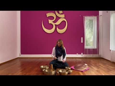 Klangreisen mit Mona in der Yogaschule Kleinmachnow.