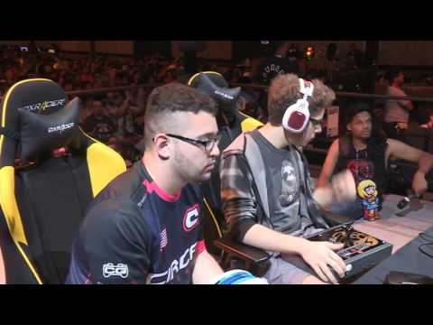 Injustice 2 Pro Series CEO 2017 Forever King(Batman) VS WhiteBoi(Scarecrow) Top 8